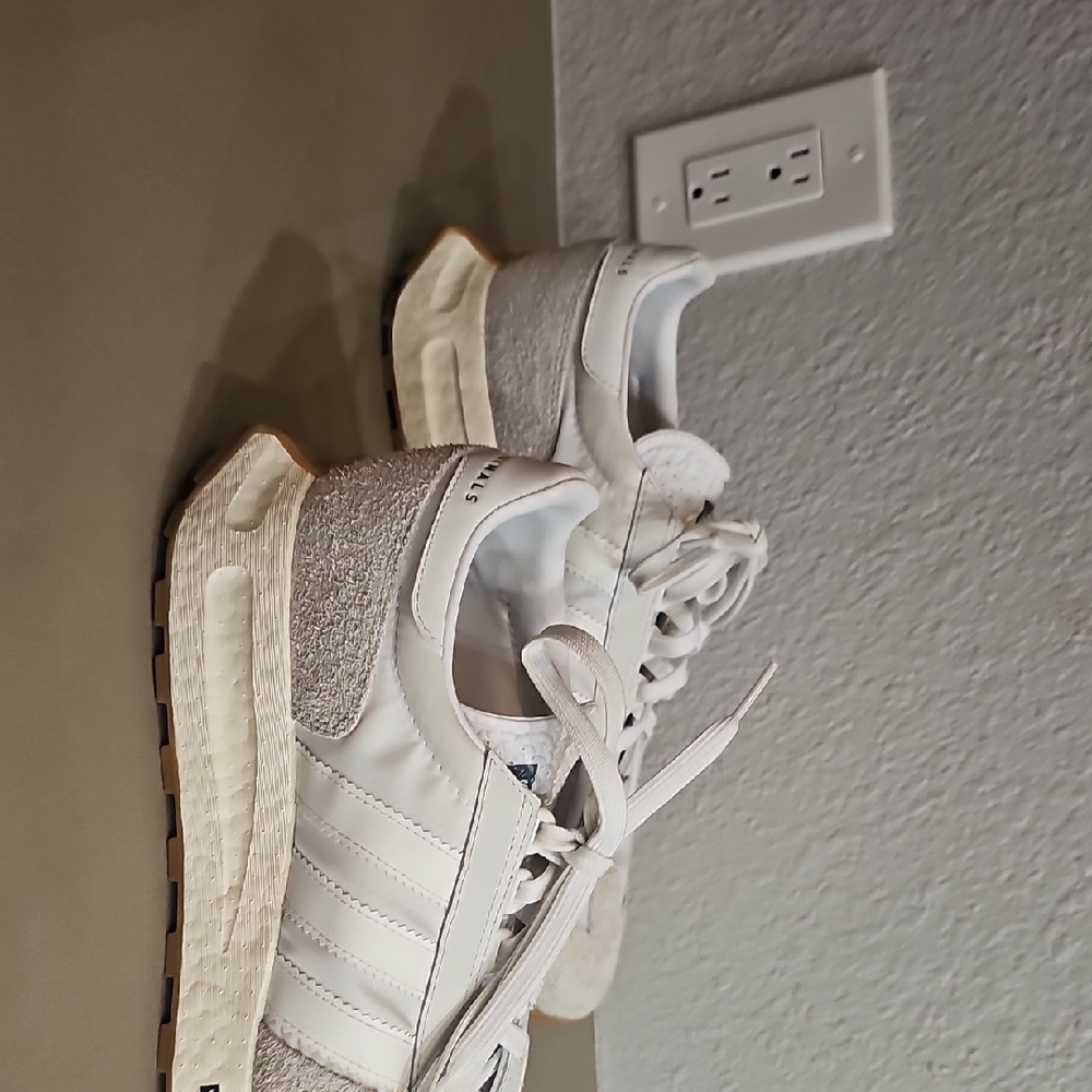 Stylish White and Gray Women's Sneakers